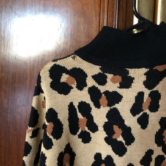 Vintage 90s Cheetah Sweater - Picture 6 of 6